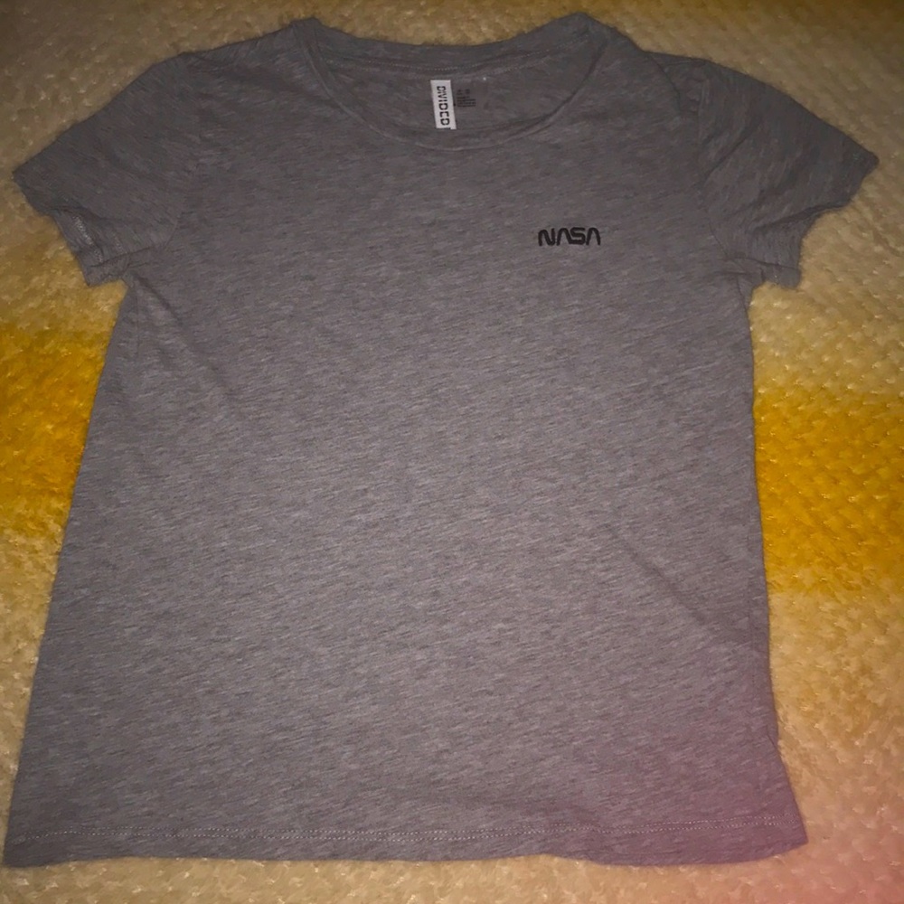 grey nasa shirt xs s